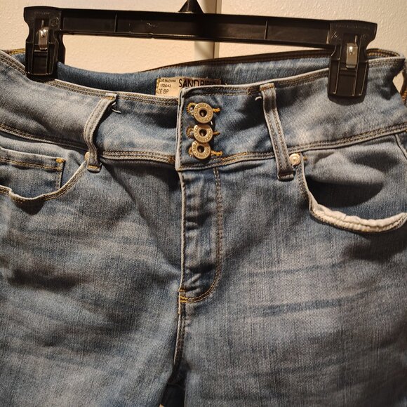 Sandpiper Denim Jean Shorts Size 8 Petite Stretch 5 Pocket Cuffed Zip Fly Womens - Picture 8 of 12